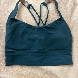 Lululemon bra (size 6)